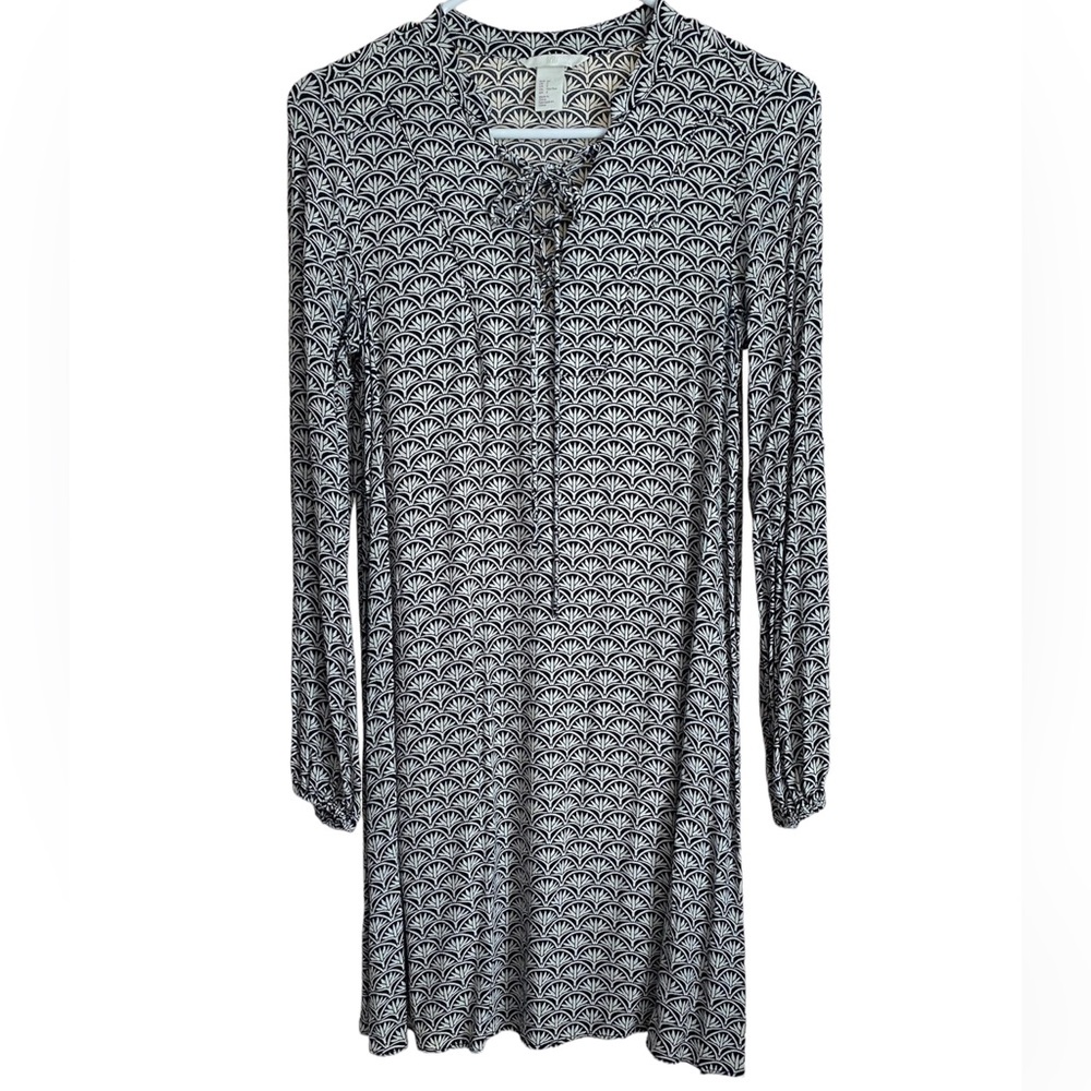 H&m Women's Midi Dress with black and white pattern